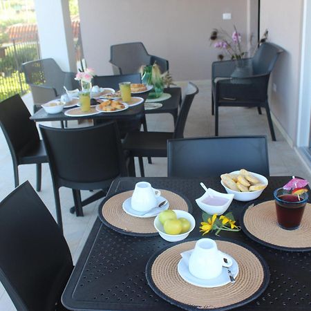 Residenza Anna Calabria Acomodação com café da manhã Briatico Exterior foto