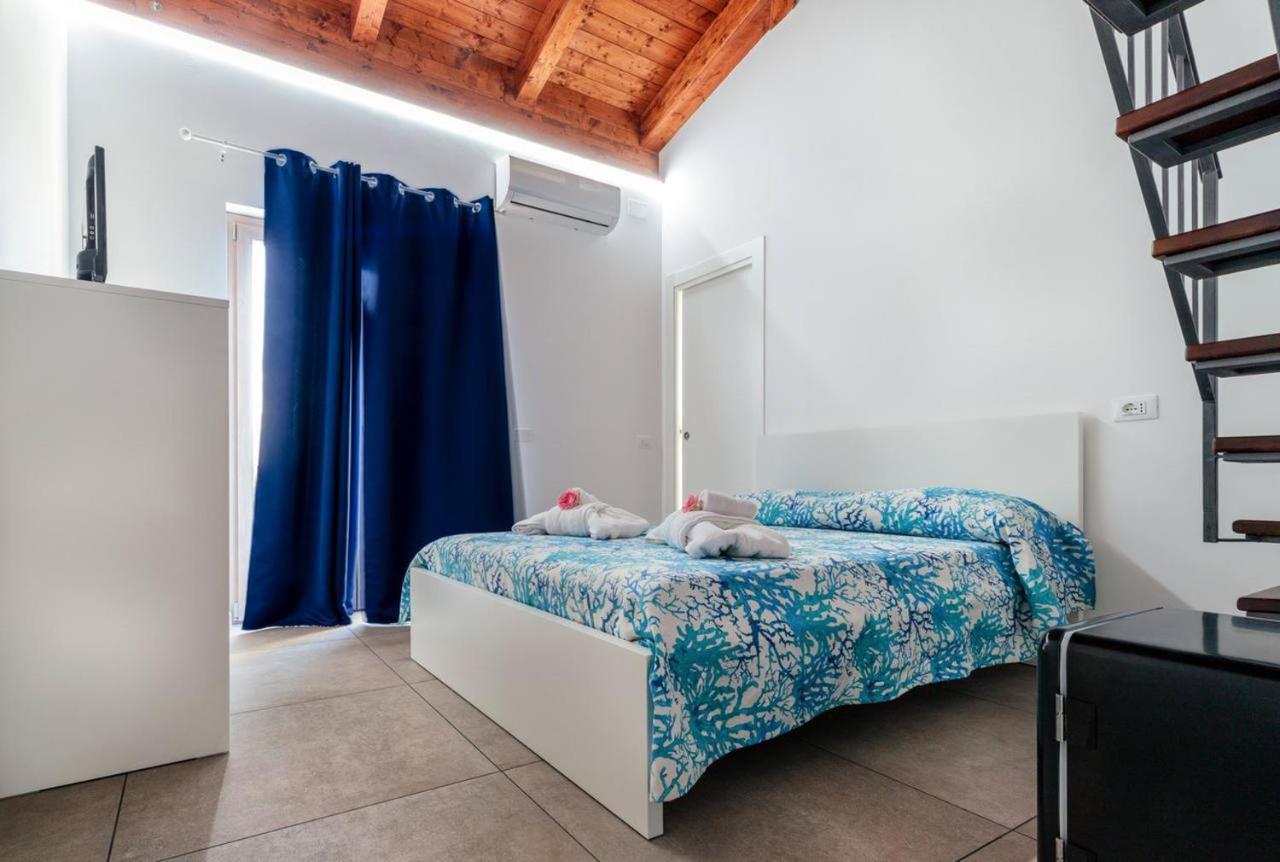Residenza Anna Calabria Acomodação com café da manhã Briatico Exterior foto