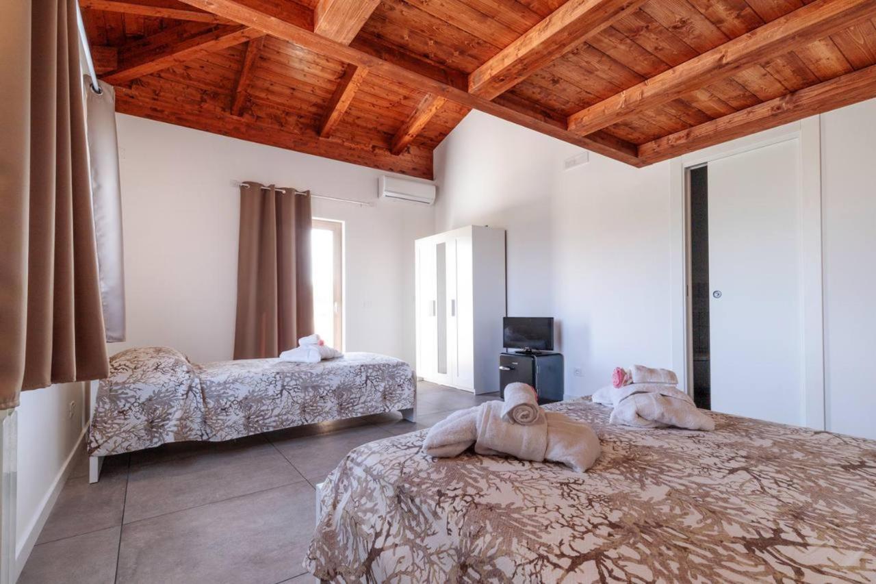 Residenza Anna Calabria Acomodação com café da manhã Briatico Exterior foto