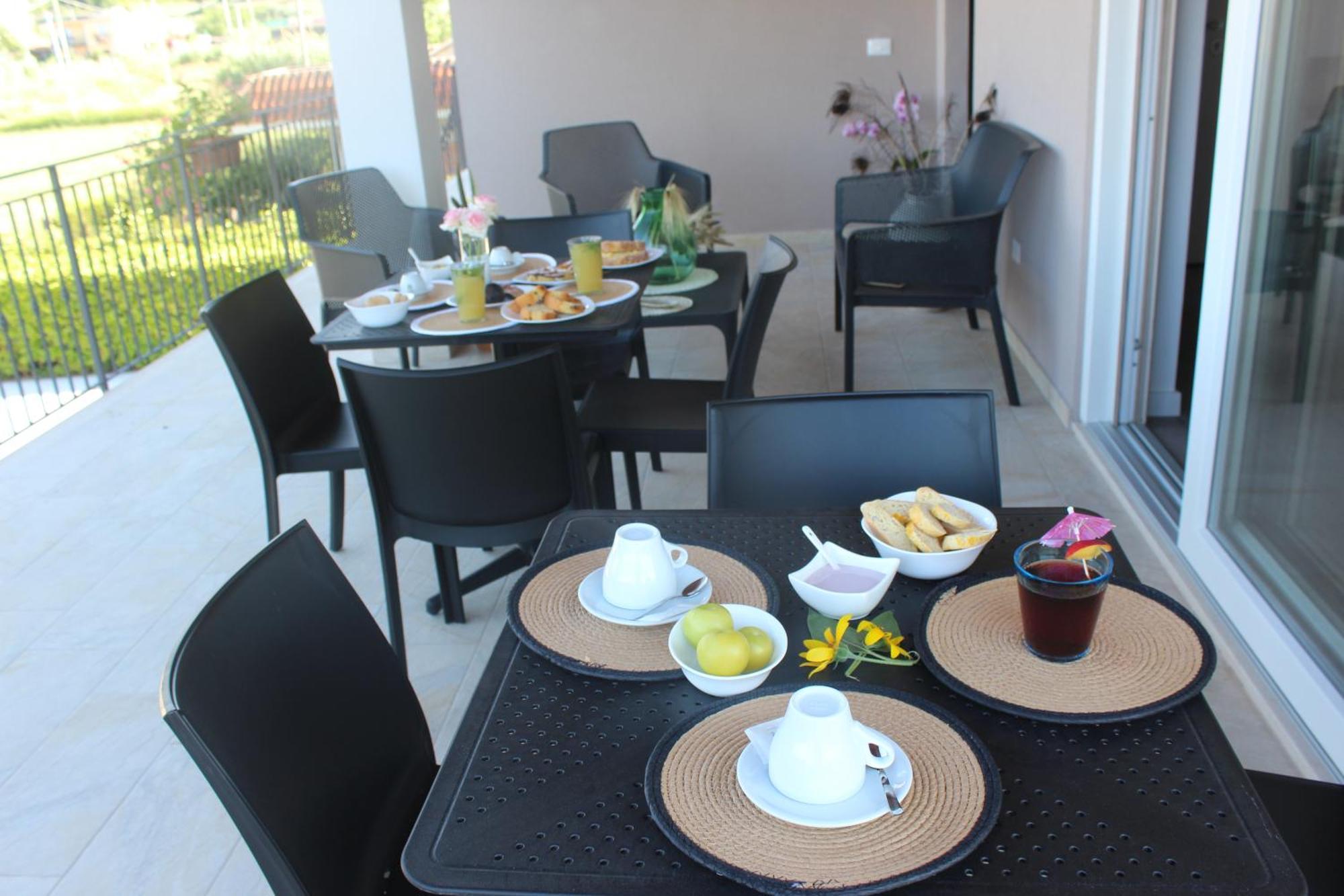Residenza Anna Calabria Acomodação com café da manhã Briatico Exterior foto